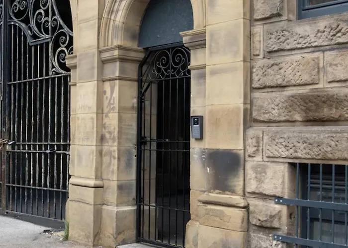 301 Conditioning House Bradford (West Yorkshire)